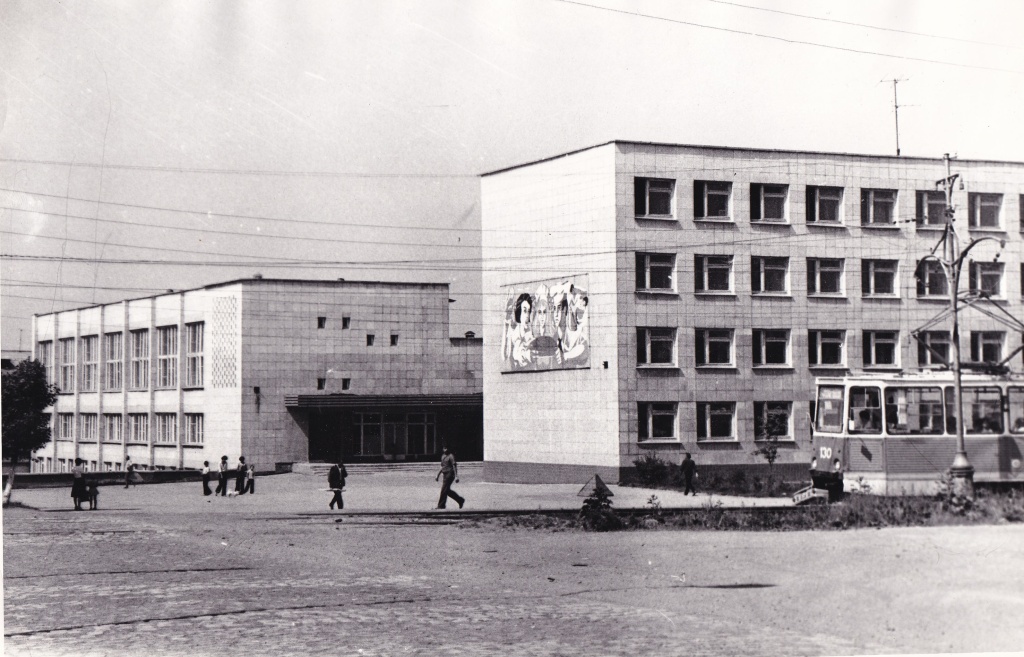 01НВ-11954 Торгово-кулинарное училище. 1982 г..jpg