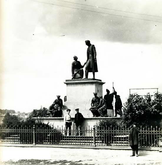 4 Ф.-Ж. Бозио. Памятник Николаю Никитичу Демидову.I пол. XIX в.ФТМ-38.jpg