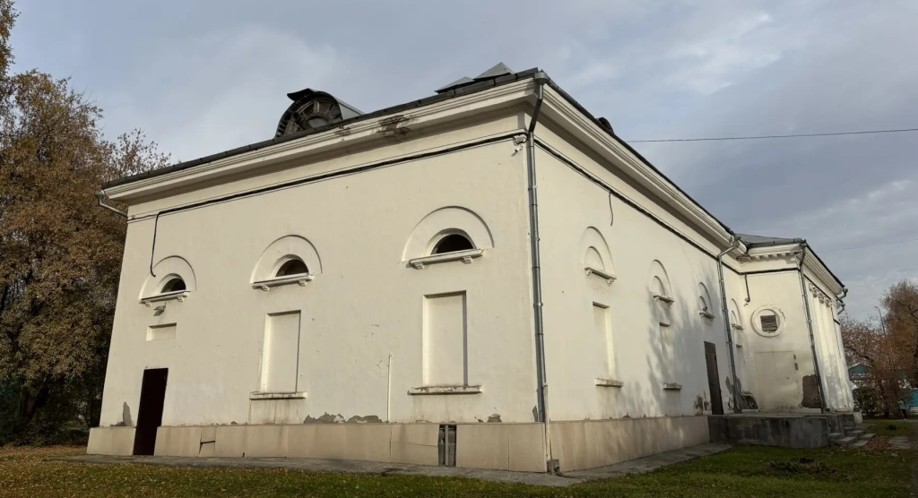 Рис. 10. южный фасад.jpg Рис. 10. южный фасад.jpg