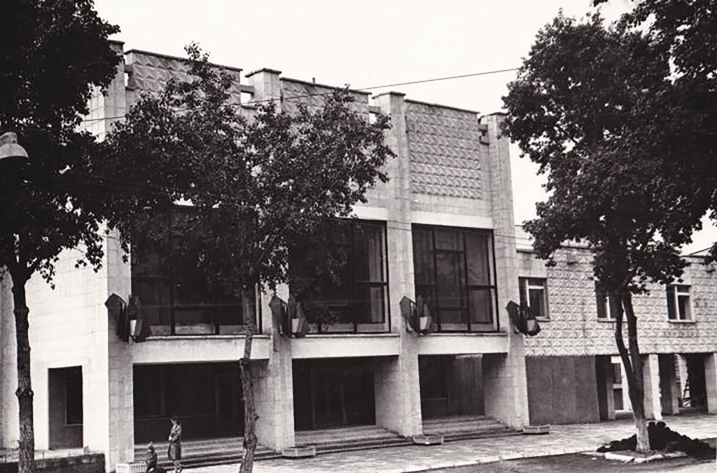 здания музыкального училища 1983.jpg