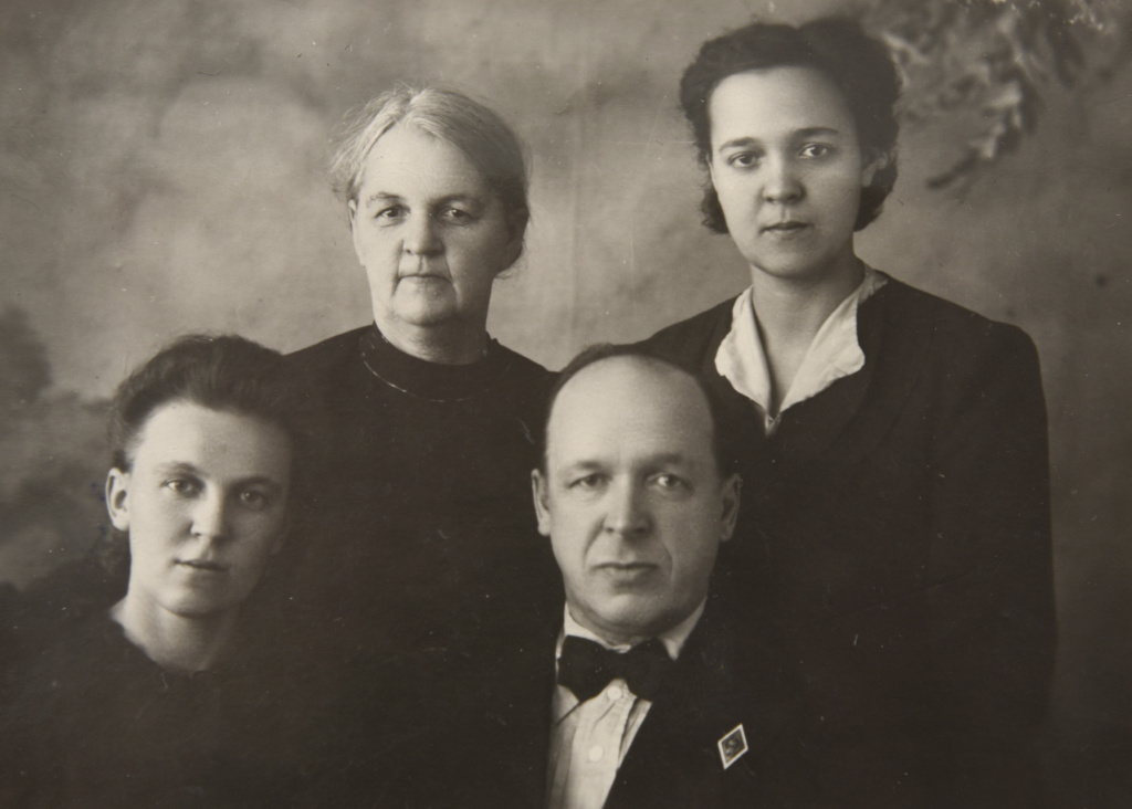 scale_2400 (10).jpeg scale_2400 (10).jpeg