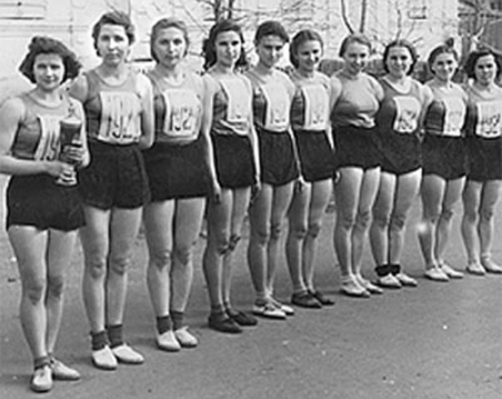 23 участницы эстафеты москва весна 1942.jpg 23 участницы эстафеты москва весна 1942.jpg
