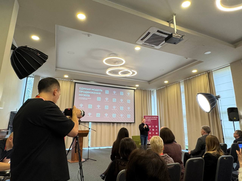 photo_5426912288163628184_y.jpg photo_5426912288163628184_y.jpg